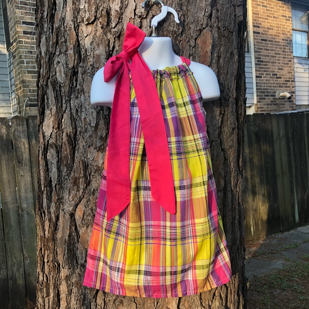 Handmade girl’s dress 👗